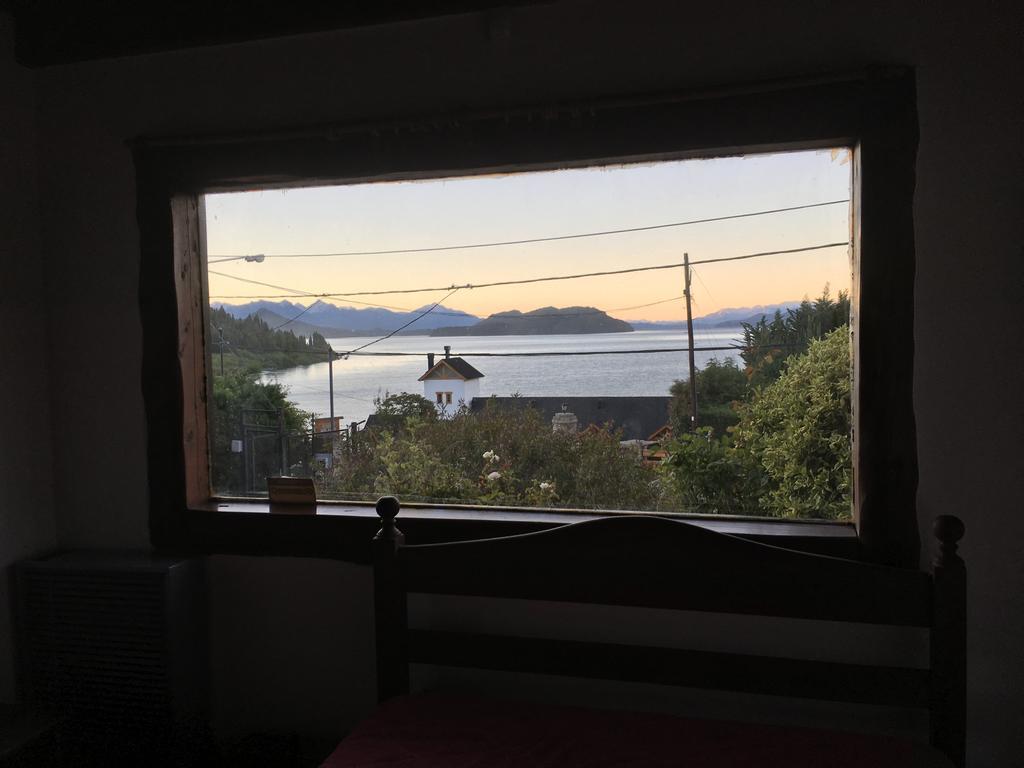 Bonita Lake House - Hostel & Bungalows San Carlos de Bariloche Exterior photo