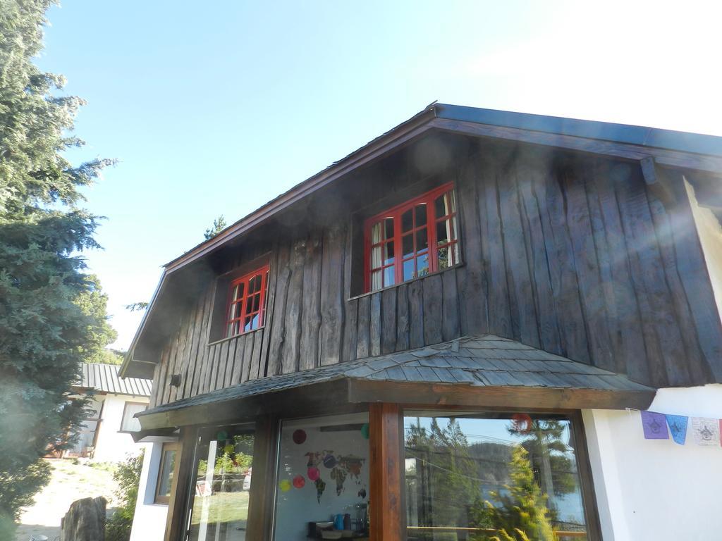 Bonita Lake House - Hostel & Bungalows San Carlos de Bariloche Exterior photo