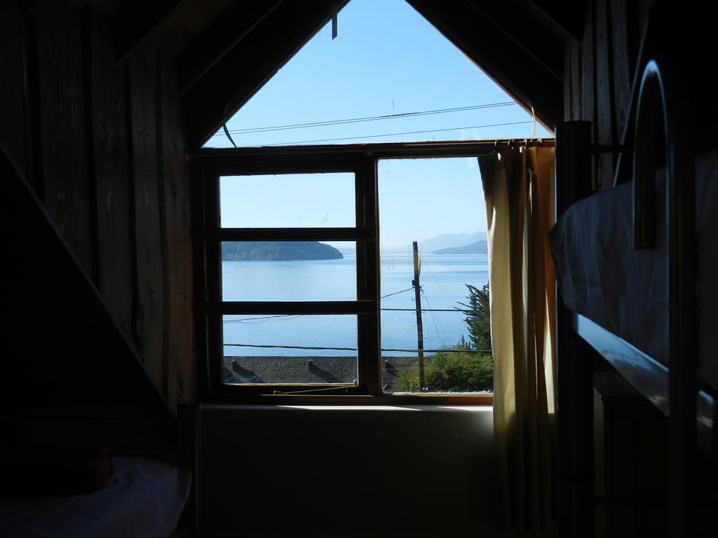 Bonita Lake House - Hostel & Bungalows San Carlos de Bariloche Exterior photo