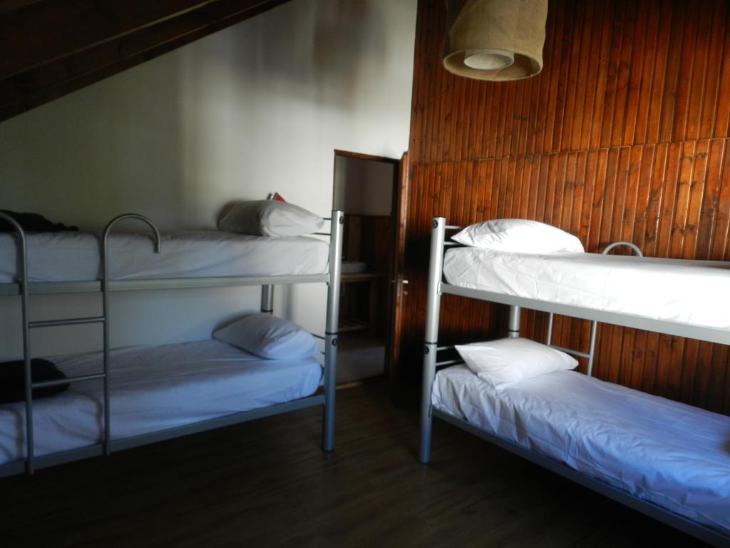 Bonita Lake House - Hostel & Bungalows San Carlos de Bariloche Exterior photo