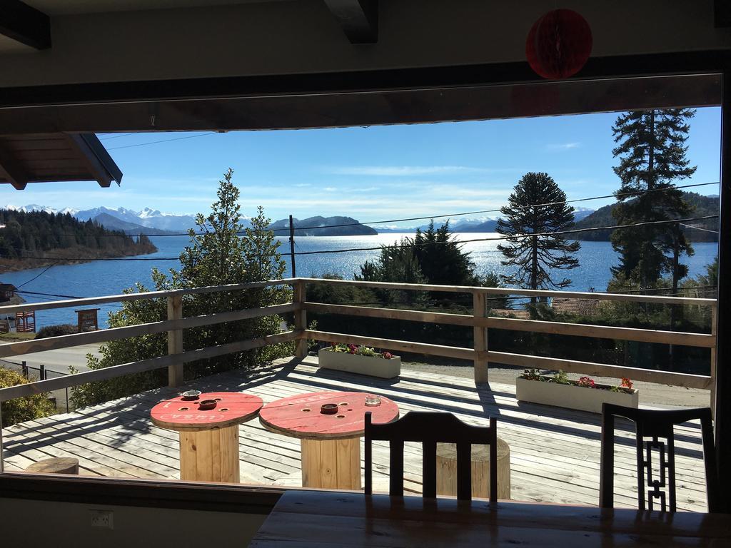 Bonita Lake House - Hostel & Bungalows San Carlos de Bariloche Exterior photo