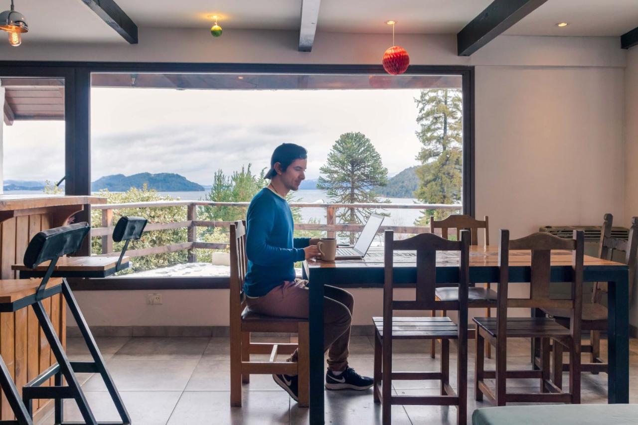 Bonita Lake House - Hostel & Bungalows San Carlos de Bariloche Exterior photo