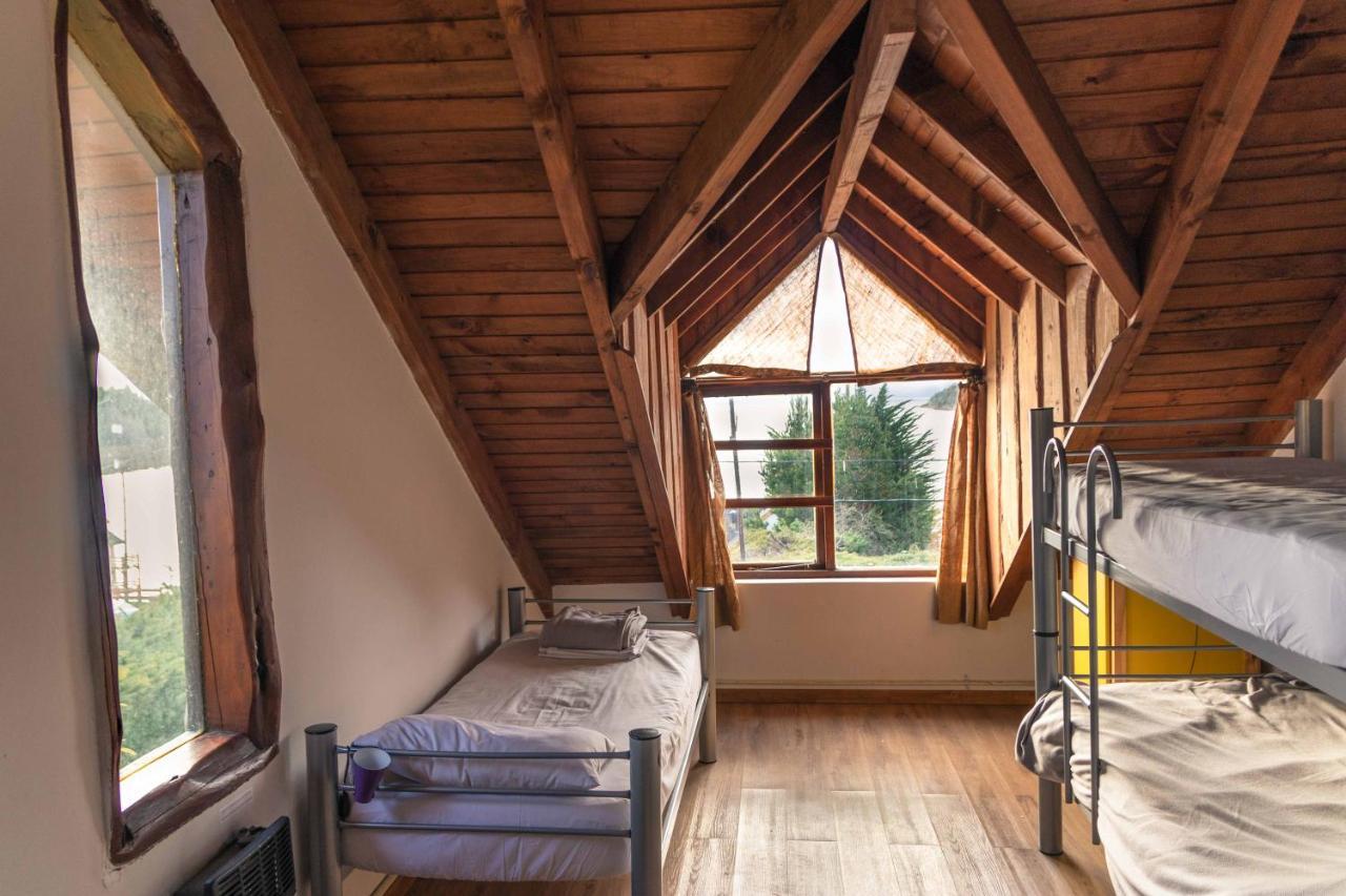 Bonita Lake House - Hostel & Bungalows San Carlos de Bariloche Exterior photo