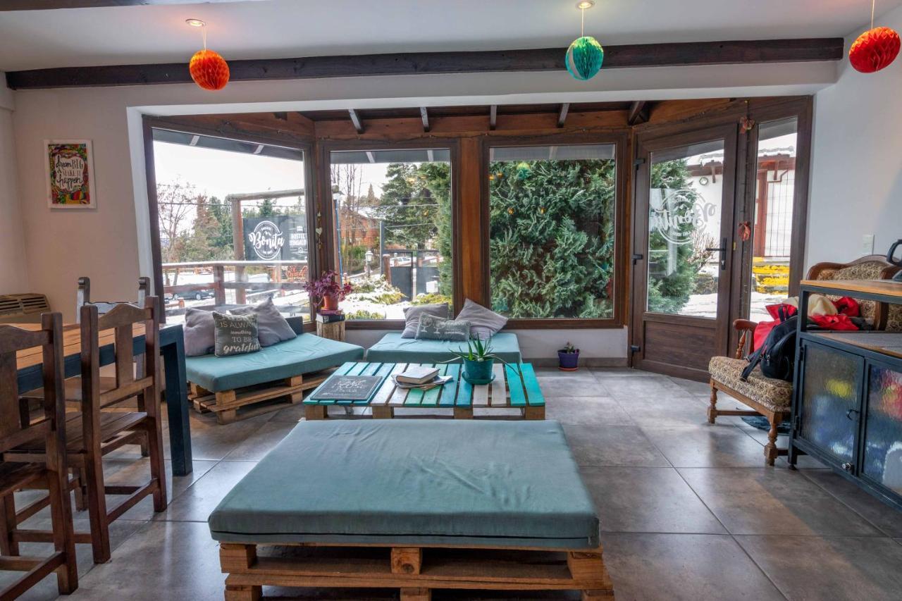 Bonita Lake House - Hostel & Bungalows San Carlos de Bariloche Exterior photo